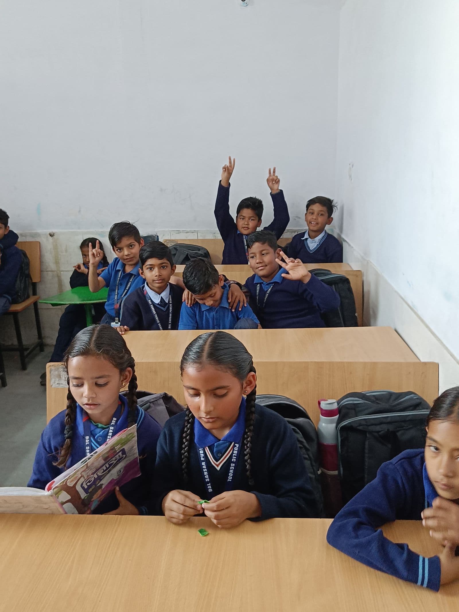 Students in a learning session at SEDI